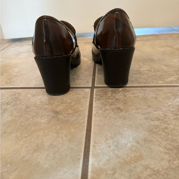 BAMBOO Loafers - Picture 3 of 5